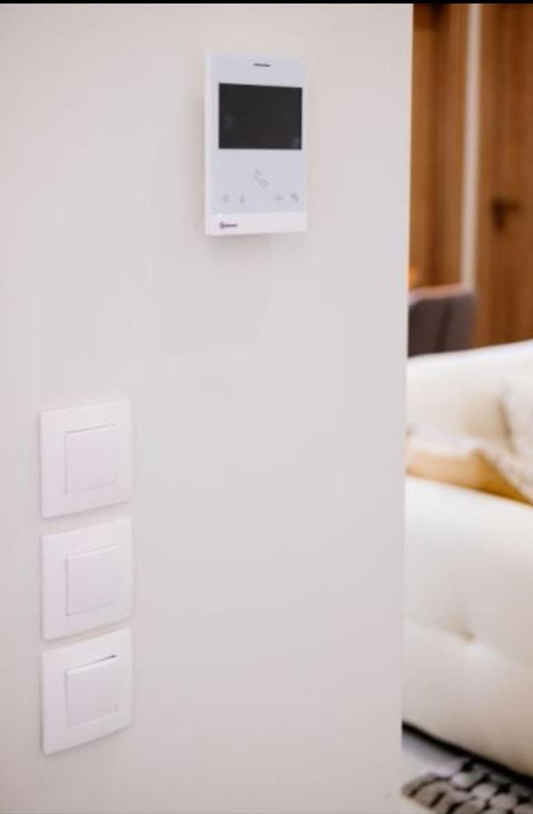 Brand New Apartment Nearby Metro Athens Ngoại thất bức ảnh